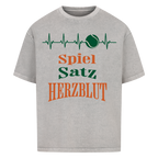 Spiel, Satz & Herzblut Clay auf Oversized Shirt, Farbe verwaschen grau
