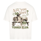 Tennis Club Girl auf Oversized Shirt, Farbe weiß