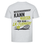 Wasserrohrbruch auf T-Shirt, Farbe grau meliert