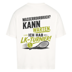 Wasserrohrbruch auf Oversized Shirt, Farbe weiß