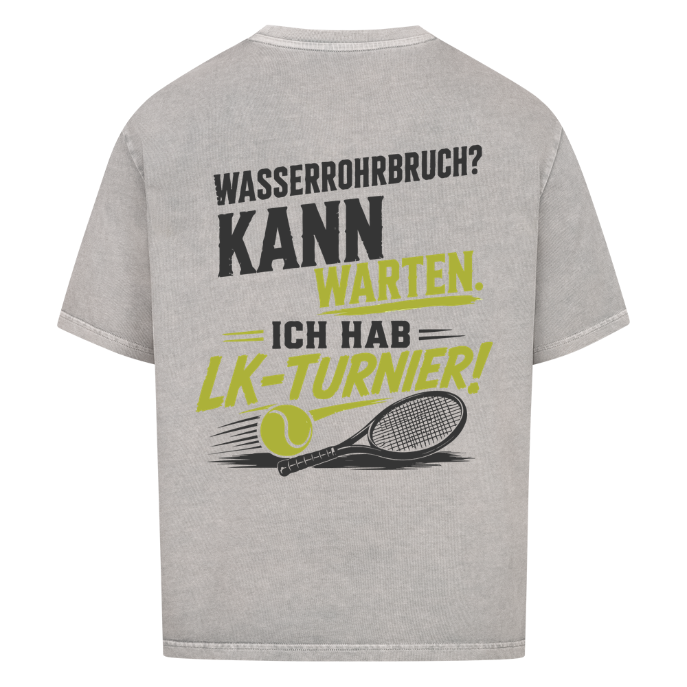 Wasserrohrbruch auf Oversized Shirt, Farbe verwaschen grau