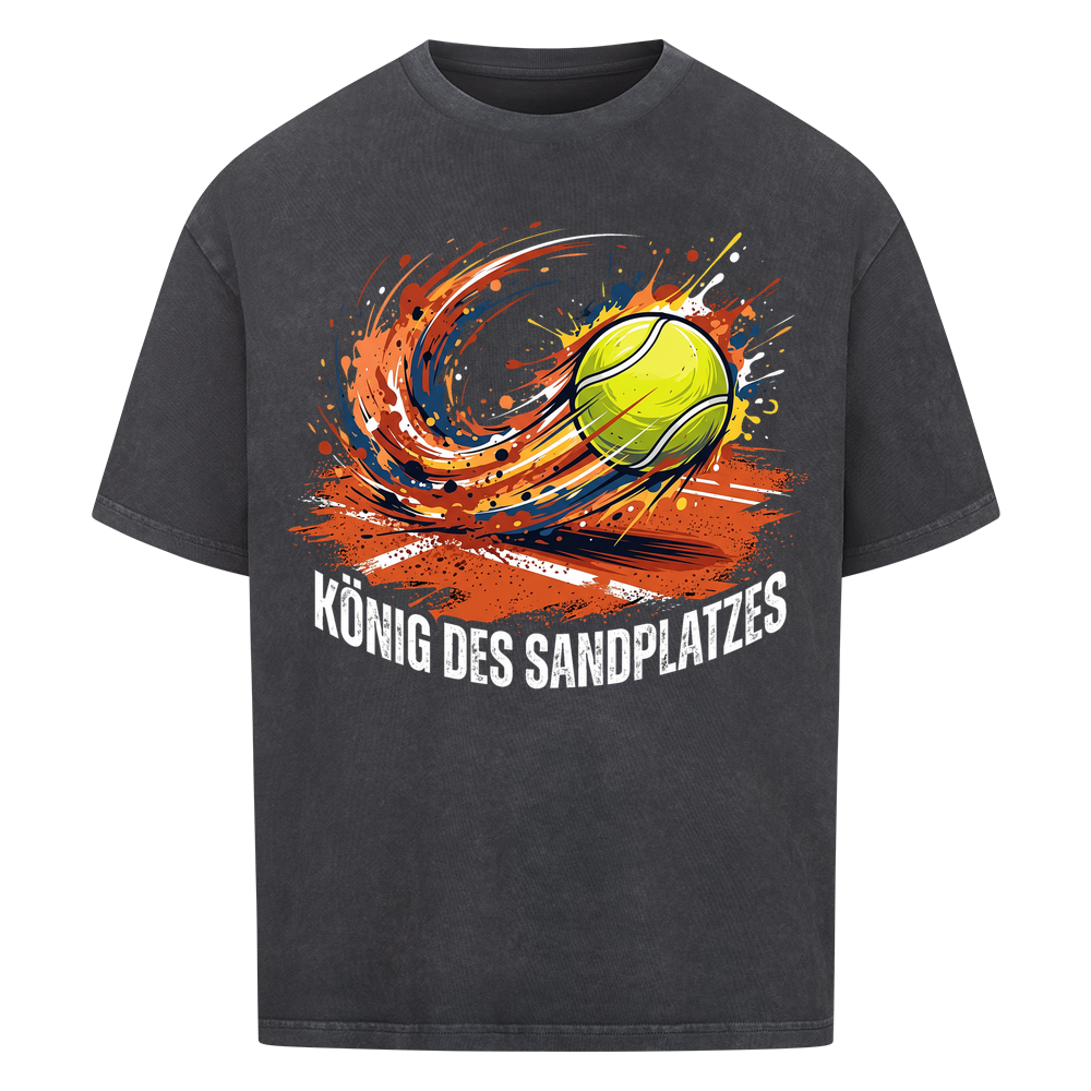 König des Sandplatzes auf Oversized Shirt, Farbe verwaschen schwarz