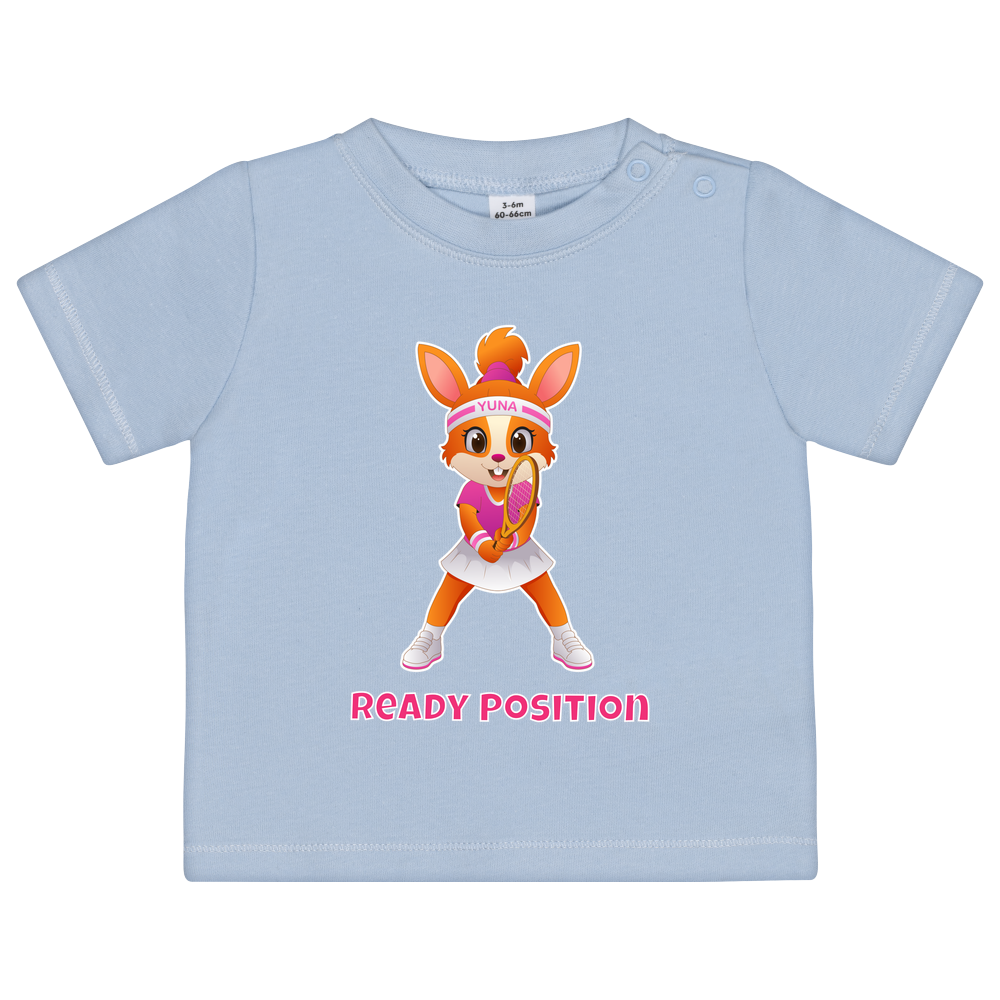 Yuna Ready Position auf Baby-Shirt, Farbe babyblau