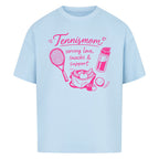 Tennismama Snacks & Support Pink auf Oversized Shirt, Farbe babyblau