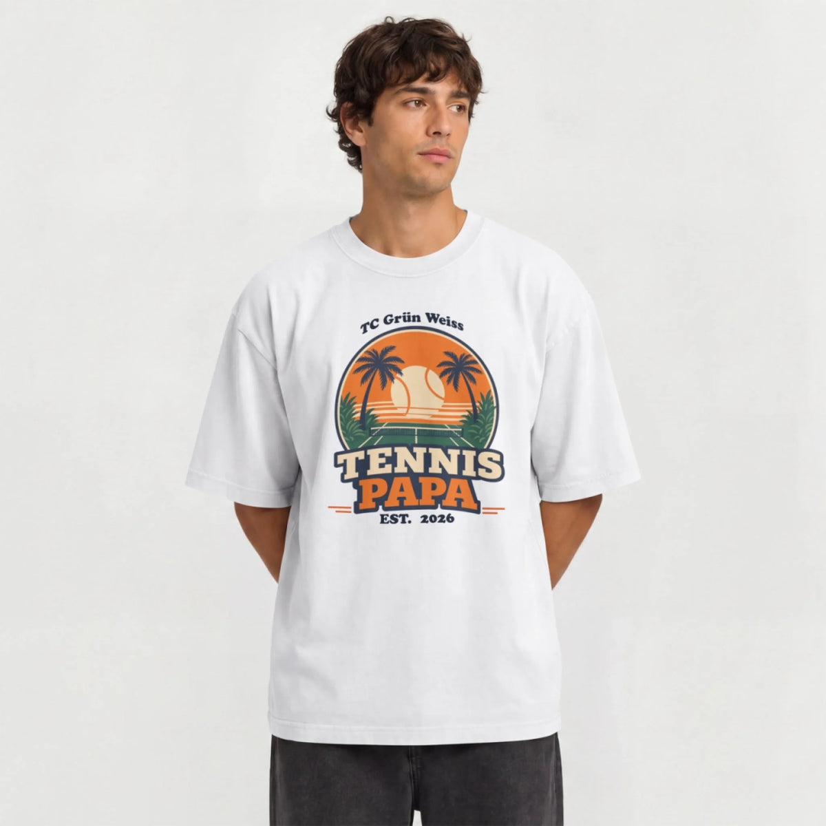 Tennis Papa auf Oversized Shirt