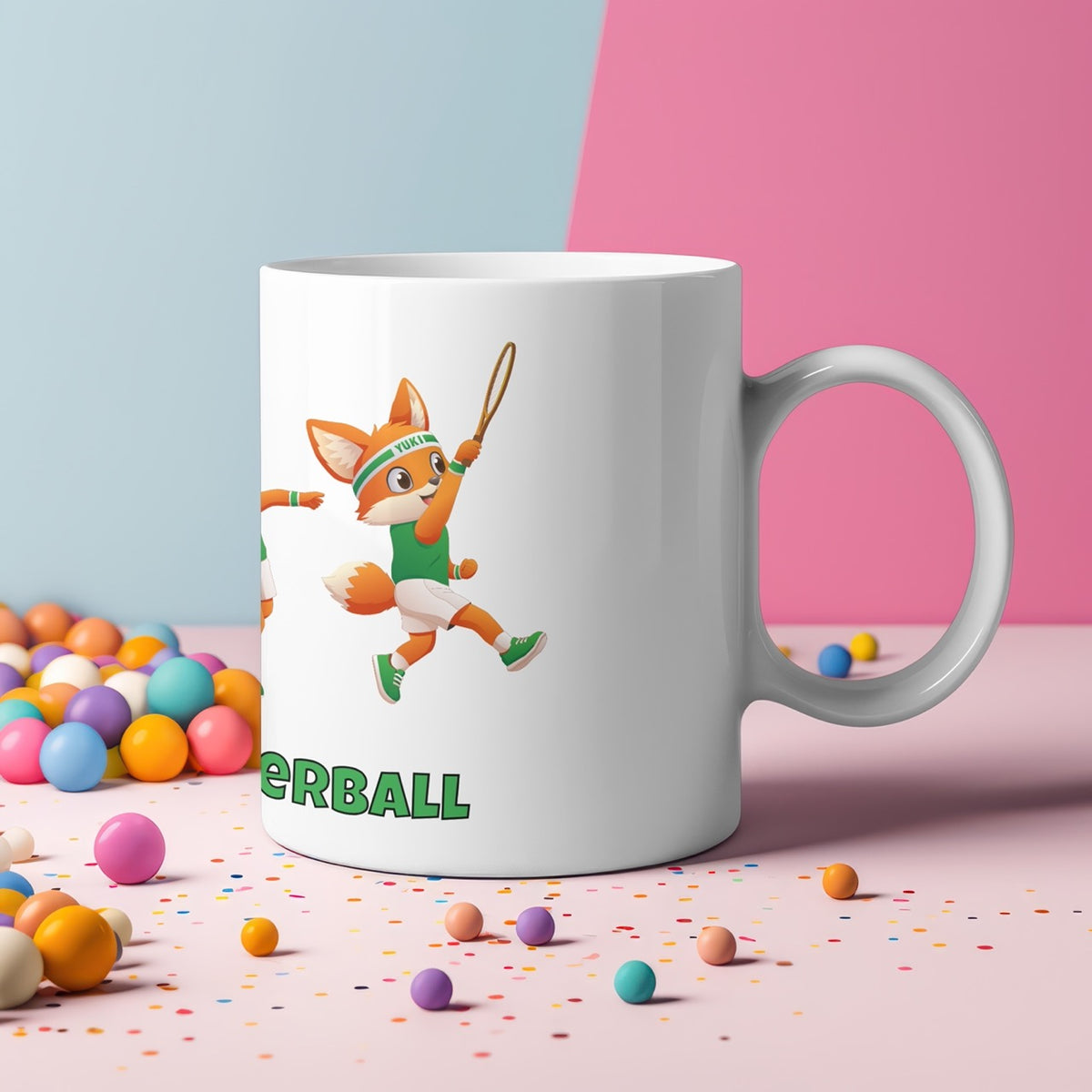 Yuki Schmetterball auf Tasse