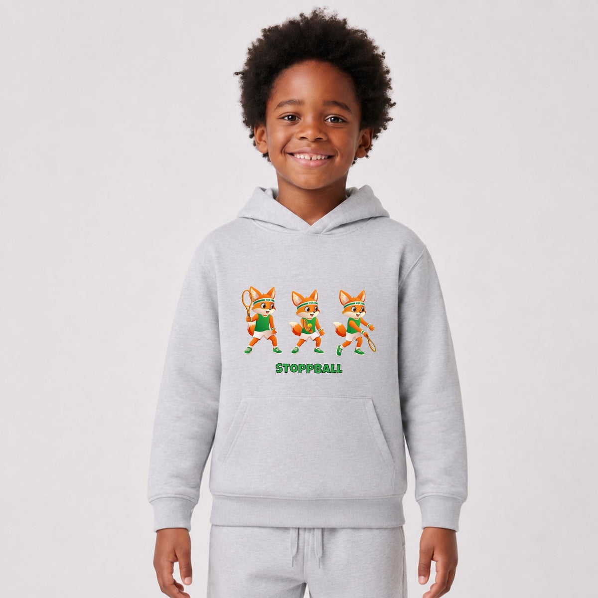 Yuki Stoppball auf Kinder-Hoodie