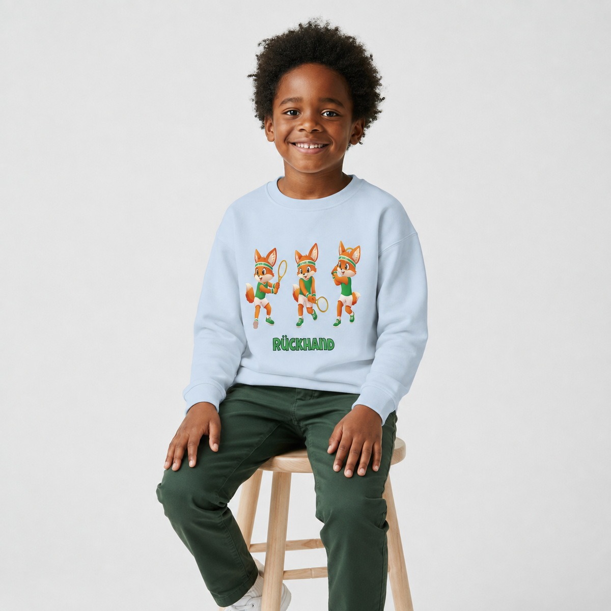 Yuki Rückhand, Kinder-Sweatshirt von Court Vibes